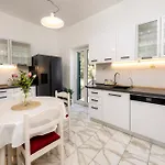 Villa Mediteran *