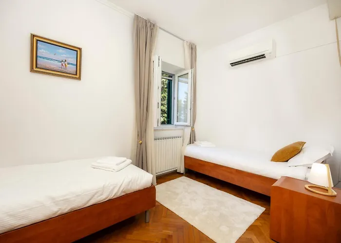 Mediteran Vila *