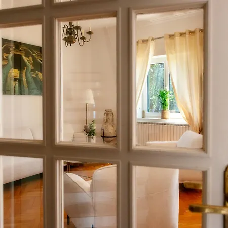 Mediteran Villa *